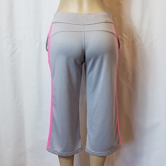 DANSKIN Now Gray & Pink Active Wear Capris - Picture 3 of 5